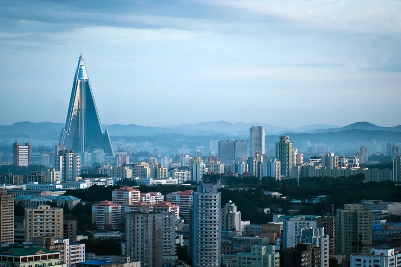 Ryugyong Hotel — rooms and atmosphere