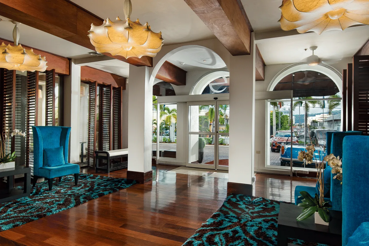 S Hotel Kingston — rooms and atmosphere