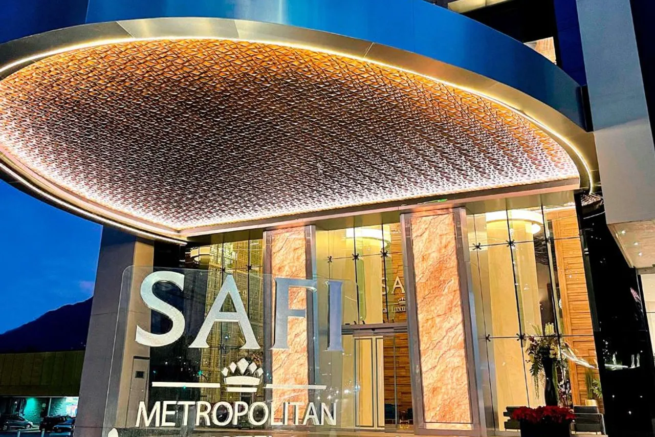 Safi Royal Luxury Metropolitan — ภาพห้องพักและบรรยากาศ