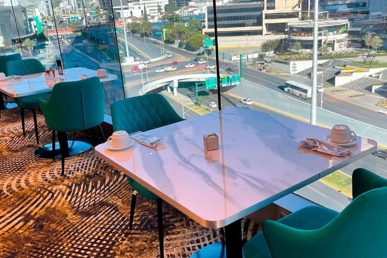 Safi Royal Luxury Metropolitan — ภาพห้องพักและบรรยากาศ