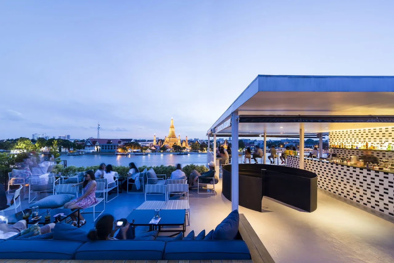 Sala Rattanakosin Bangkok — rooms and atmosphere