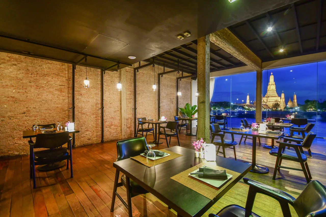 Sala Rattanakosin Bangkok — rooms and atmosphere