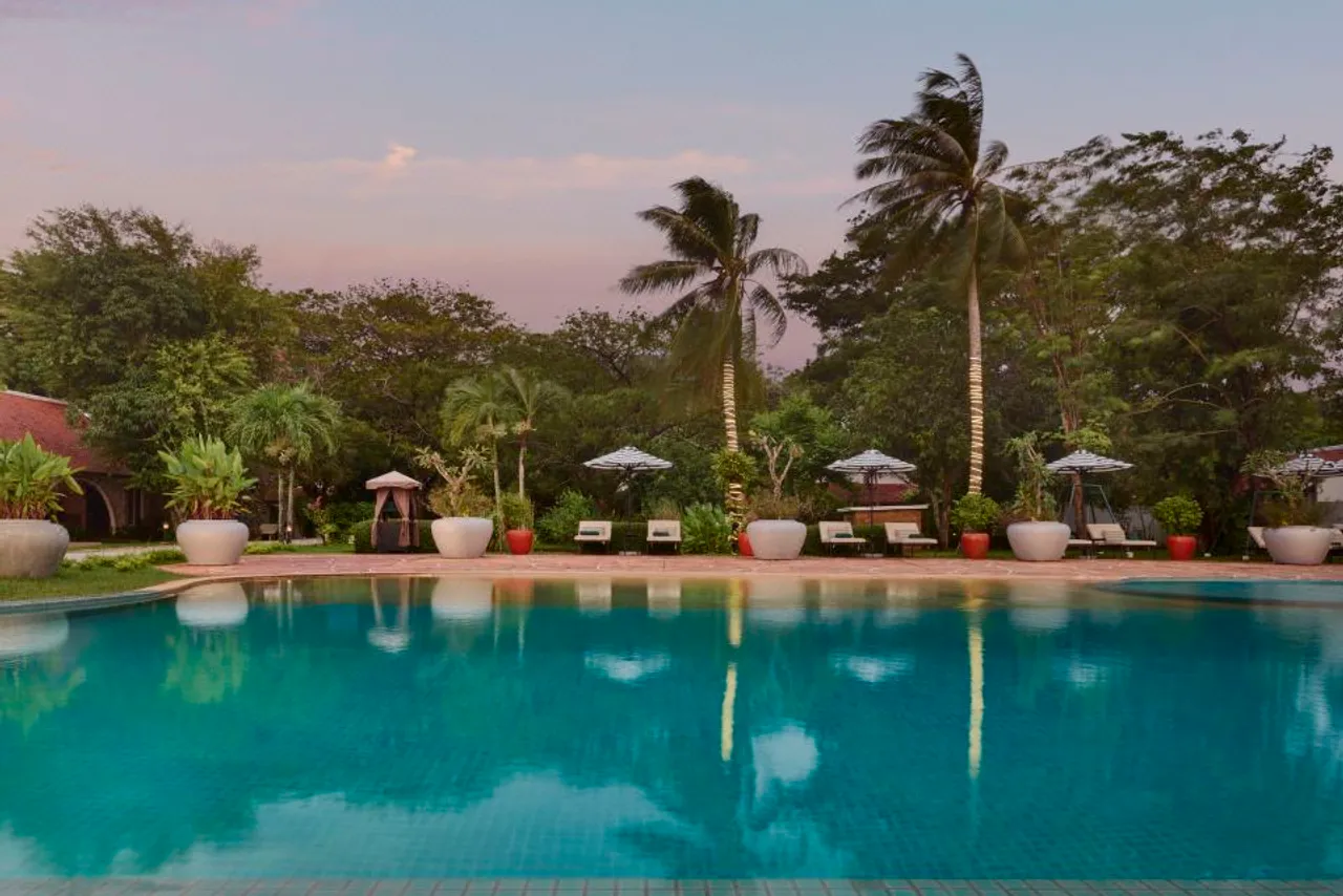 Samanea Beach Resort & Spa — rooms and atmosphere