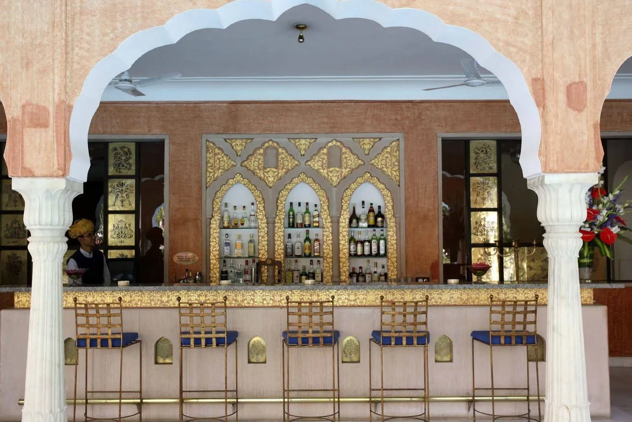 Samode Haveli — rooms and atmosphere