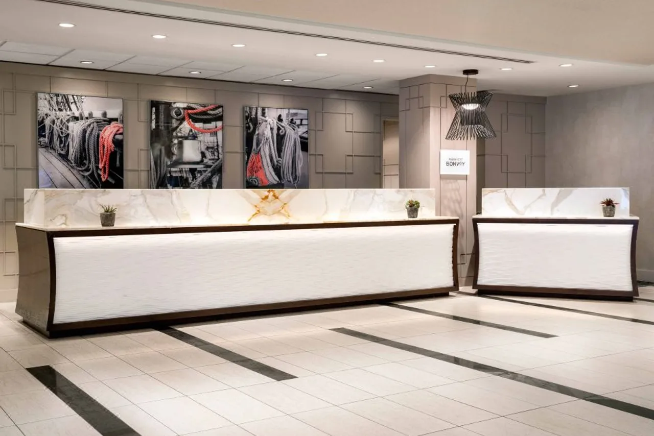 San Francisco Marriott Fisherman's Wharf — ภาพห้องพักและบรรยากาศ
