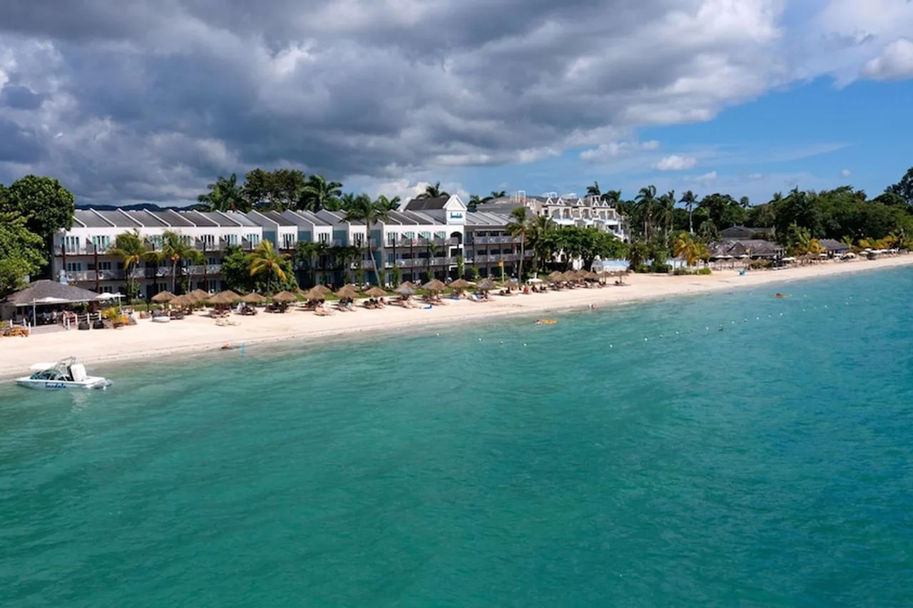 Sandals Negril Beach Resort & Spa — ภาพห้องพักและบรรยากาศ