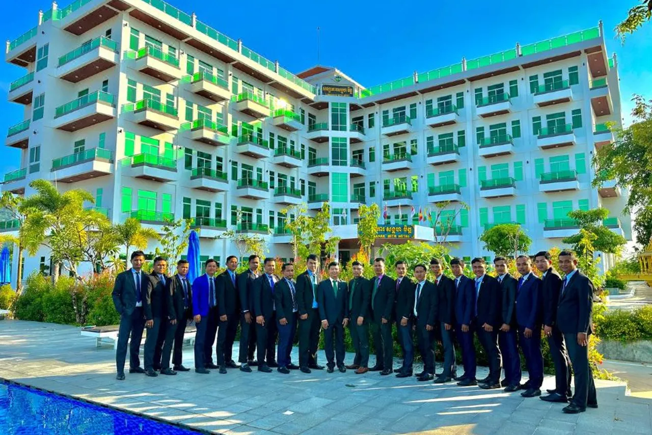 Sangkahak Mith Hotel — ภาพห้องพักและบรรยากาศ