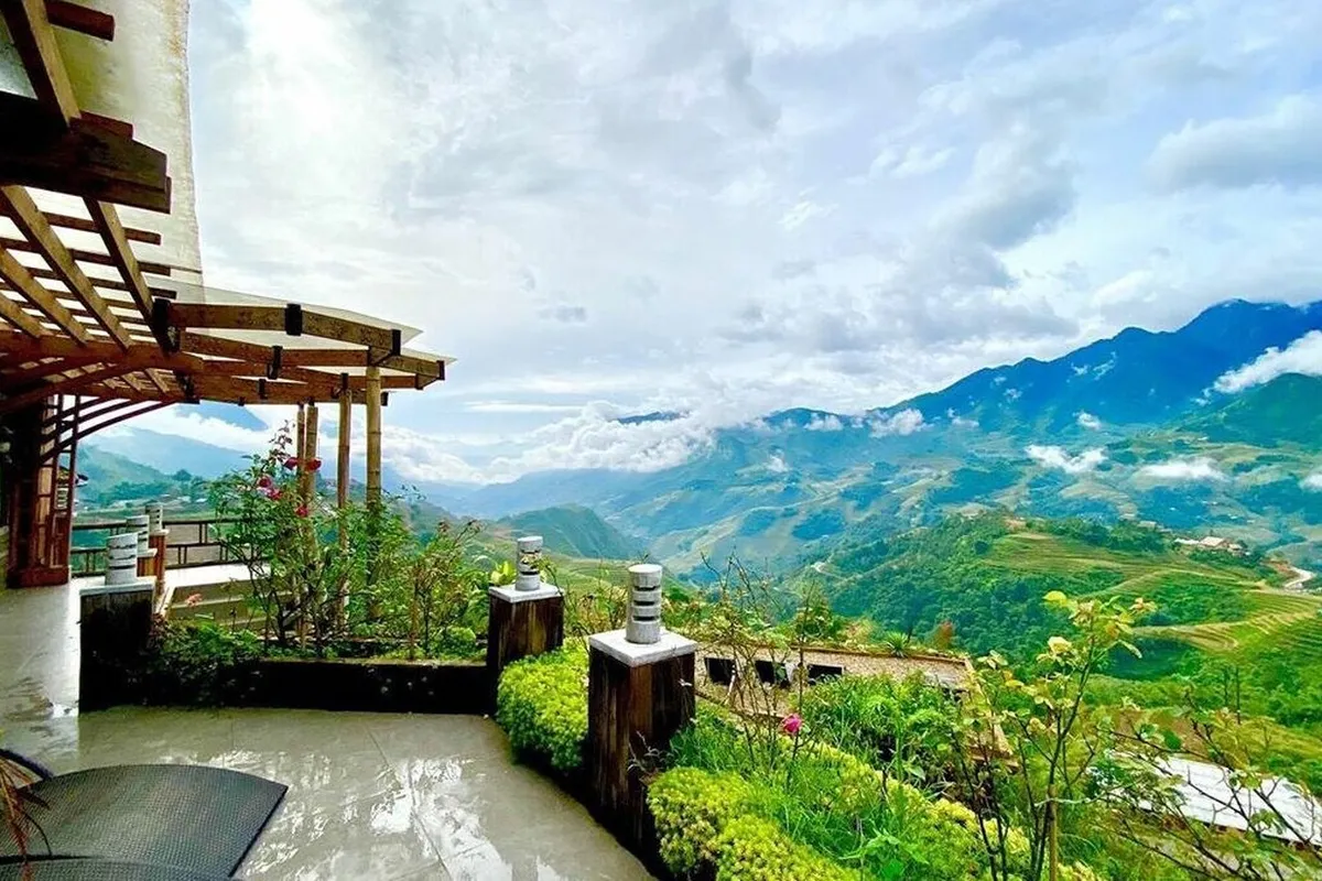 Sapa Clay House - Mountain Retreat — rooms and atmosphere