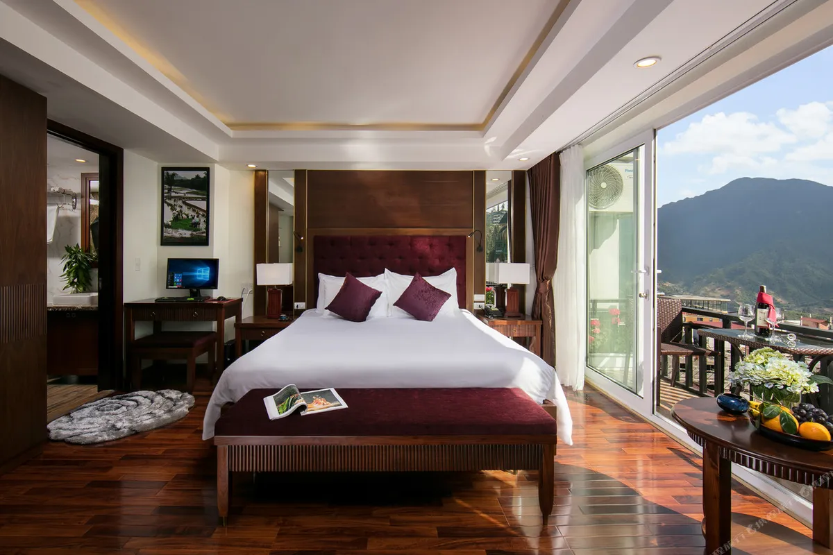 Sapa Horizon Hotel & Skybar — rooms and atmosphere