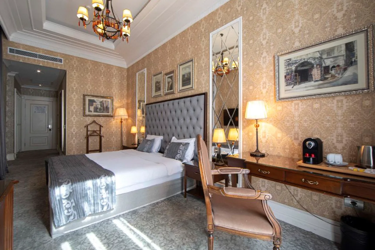 Sapphire City Hotel — ภาพห้องพักและบรรยากาศ
