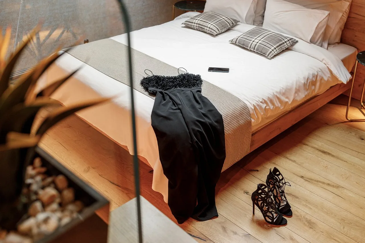 SCHUSTER Boarding House — ภาพห้องพักและบรรยากาศ