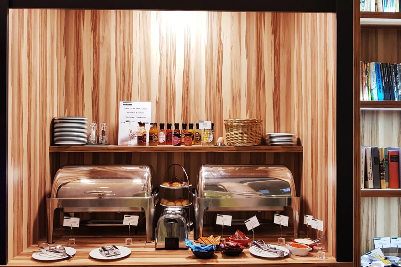 Science Hotel — ภาพห้องพักและบรรยากาศ