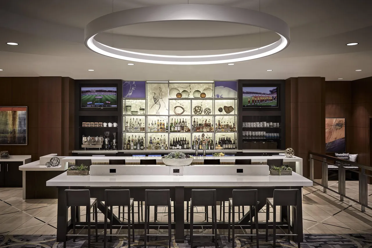 Seattle Marriott Waterfront — ภาพห้องพักและบรรยากาศ