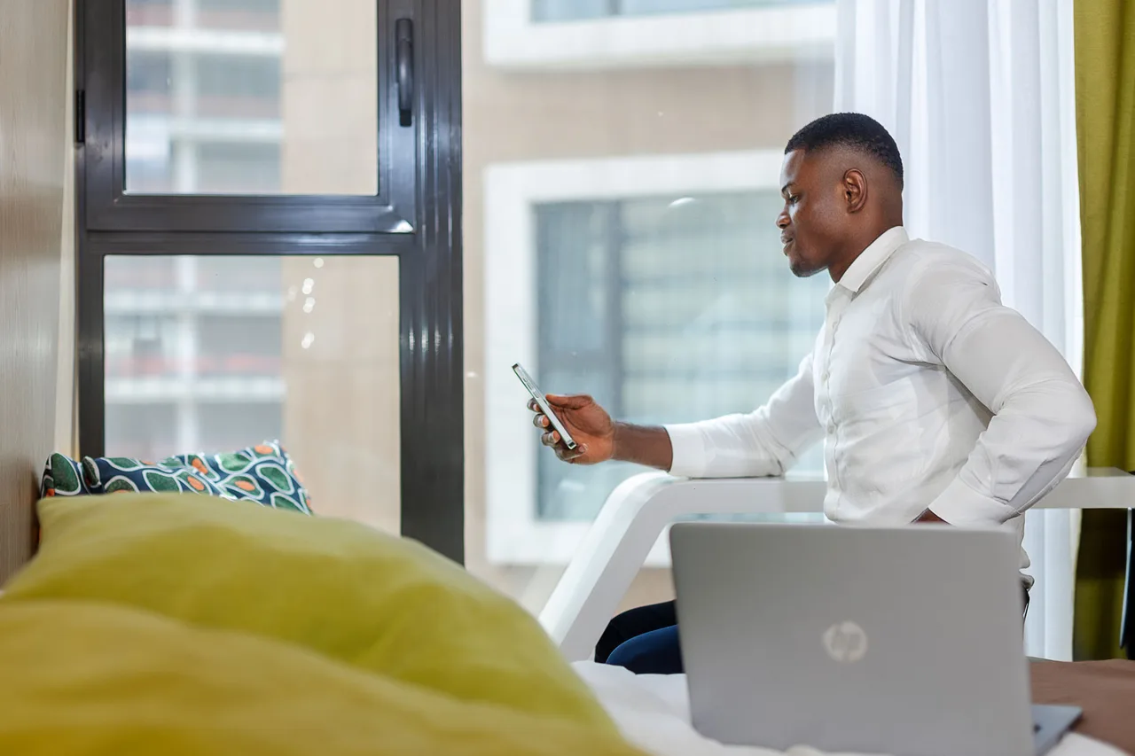 Seen Hotel Abidjan Plateau — ภาพห้องพักและบรรยากาศ