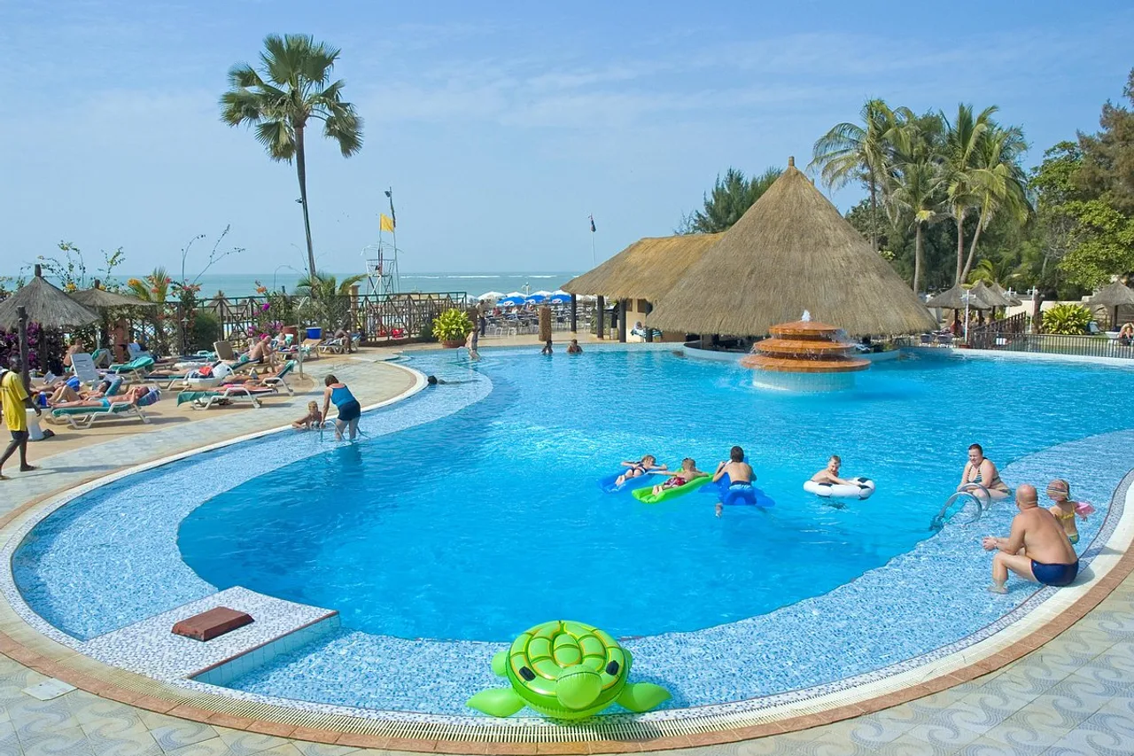 Senegambia Beach Hotel — ภาพห้องพักและบรรยากาศ