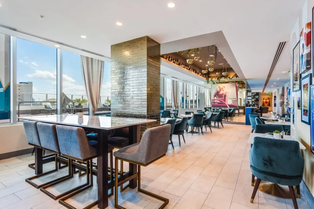 SERENA Hotel Aventura Miami, Tapestry Collection by Hilton — ภาพห้องพักและบรรยากาศ