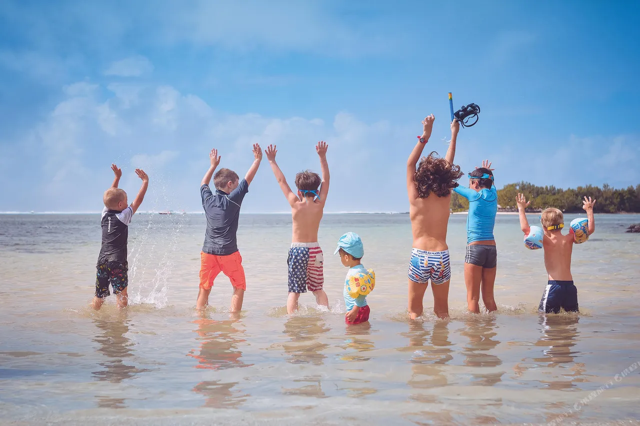 Shandrani Beachcomber Resort & Spa — rooms and atmosphere