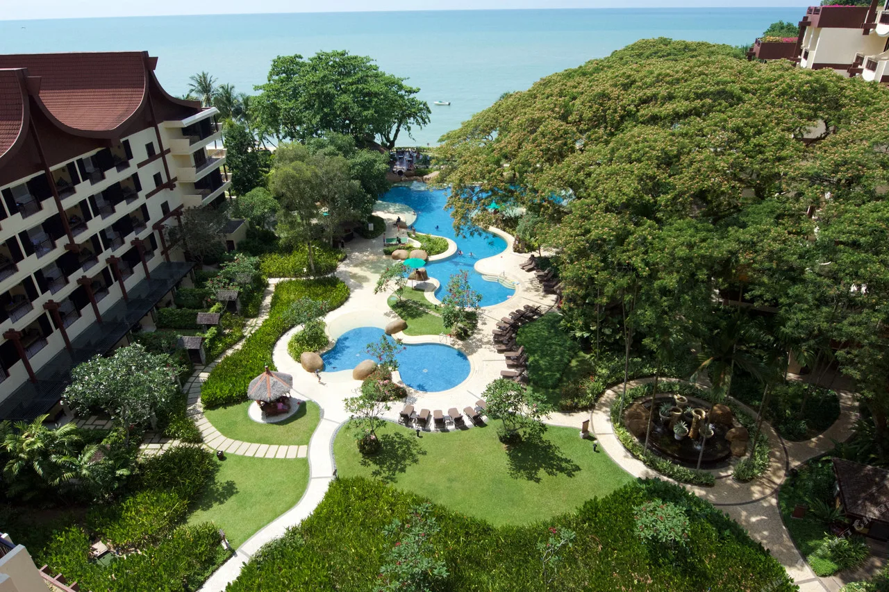 Shangri-La Rasa Sayang Resort & Spa Penang — rooms and atmosphere
