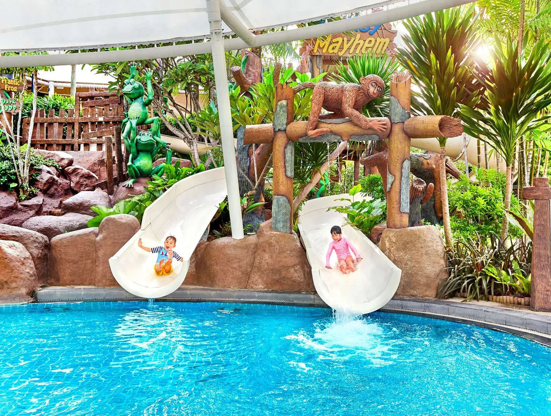 Shangri-La Rasa Sentosa Resort & Spa — rooms and atmosphere