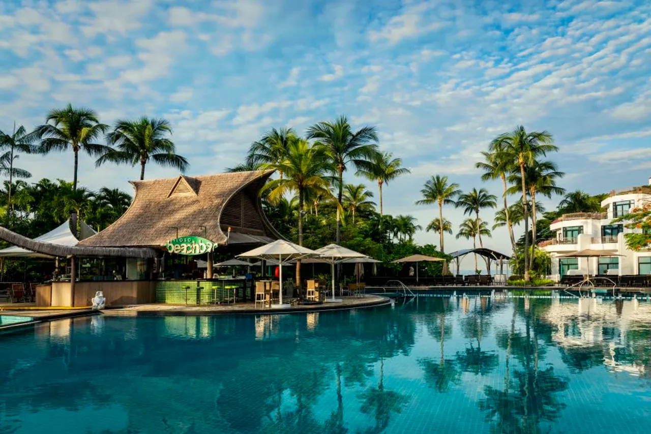 Shangri-La Rasa Sentosa, Singapore — rooms and atmosphere