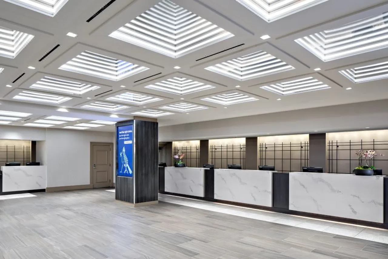 Sheraton Dallas Hotel — ภาพห้องพักและบรรยากาศ
