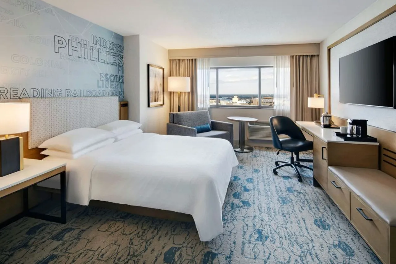 Sheraton Philadelphia Downtown — โรงแรมในฟิลาเดลเฟีย
