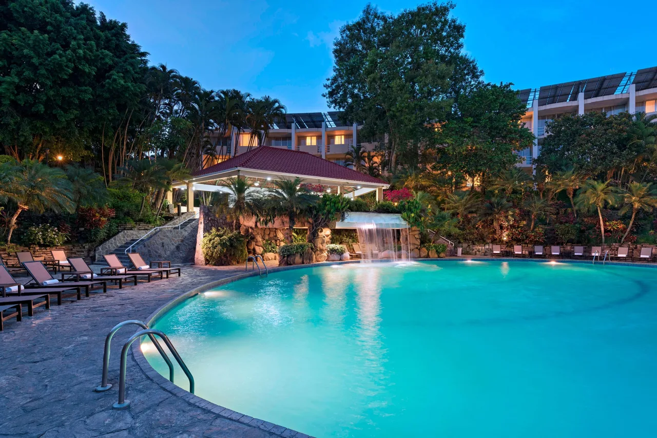Sheraton Presidente San Salvador — โรงแรมในซานซัลวาดอร์
