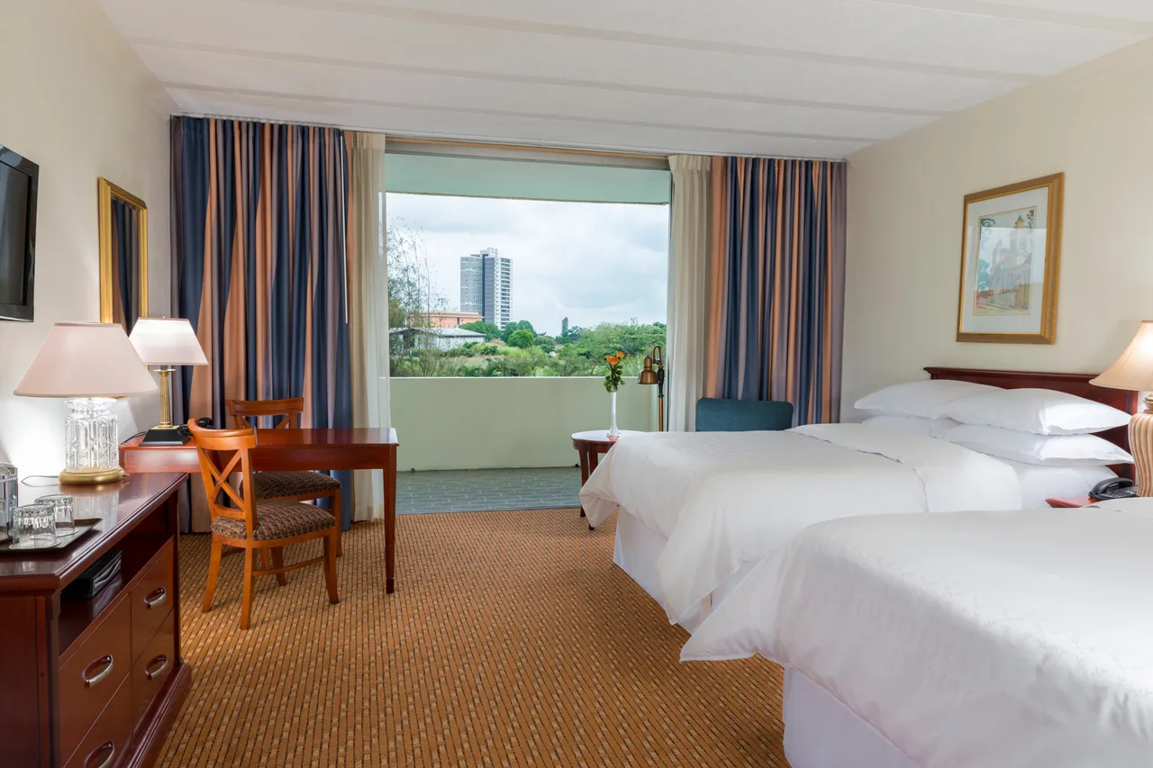 Sheraton Presidente San Salvador — ภาพห้องพักและบรรยากาศ
