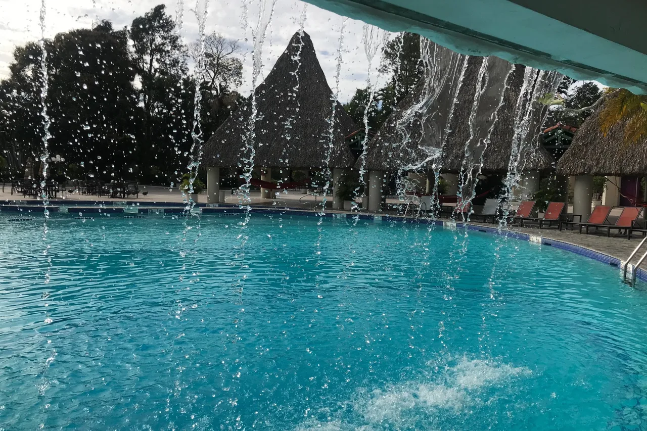 Sheraton Presidente San Salvador — ภาพห้องพักและบรรยากาศ
