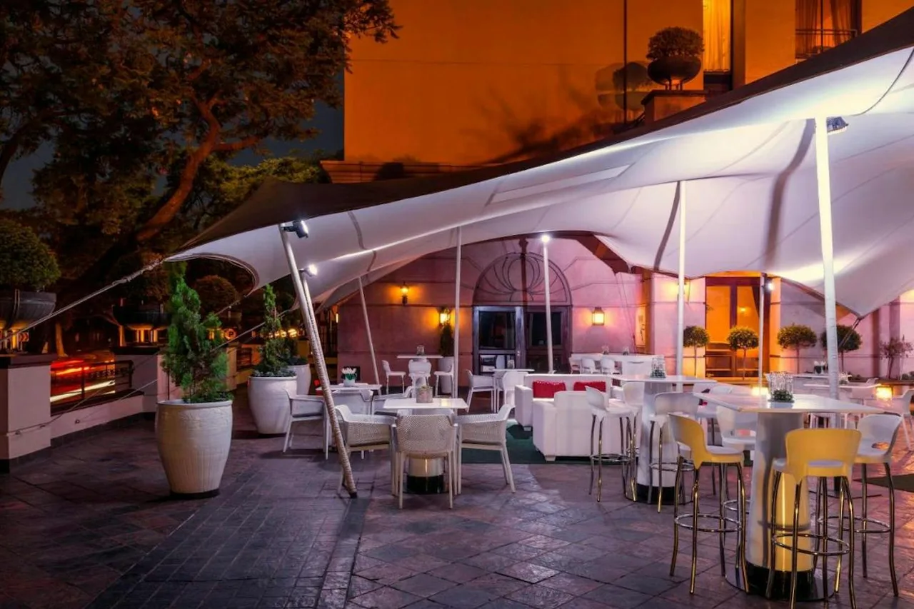 Sheraton Pretoria Hotel — ภาพห้องพักและบรรยากาศ