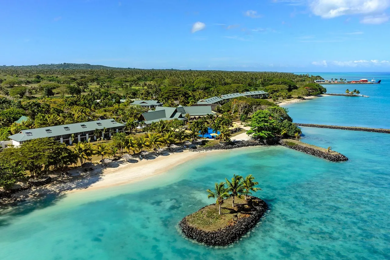 Sheraton Samoa Beach Resort — โรงแรมในอาเปีย