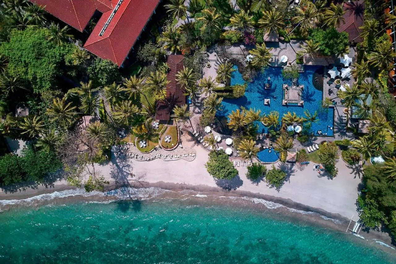 Sheraton Senggigi Beach Resort — โรงแรมในลอมบอก