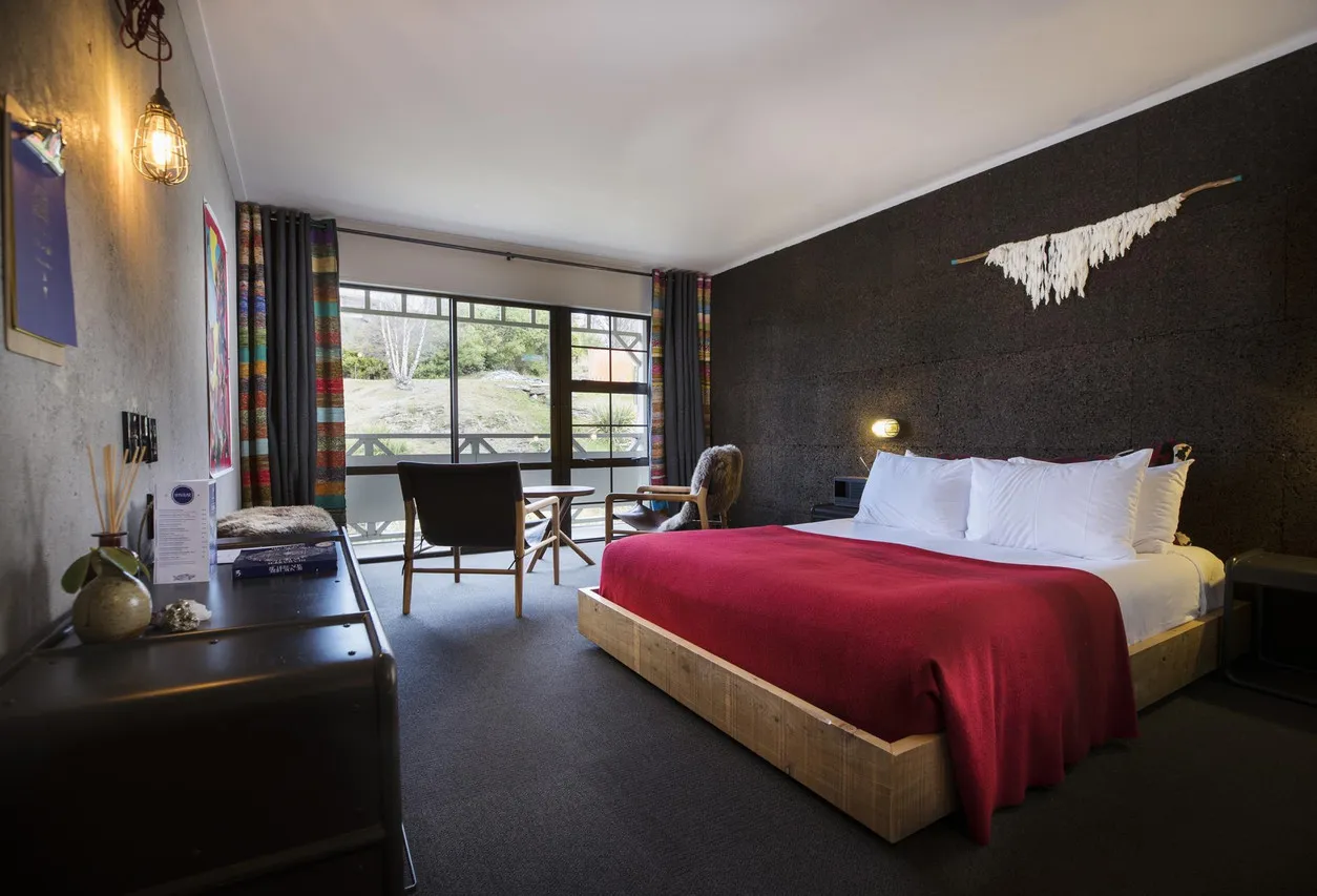 Sherwood Queenstown — rooms and atmosphere