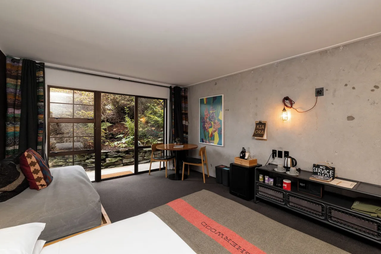 Sherwood Queenstown — rooms and atmosphere