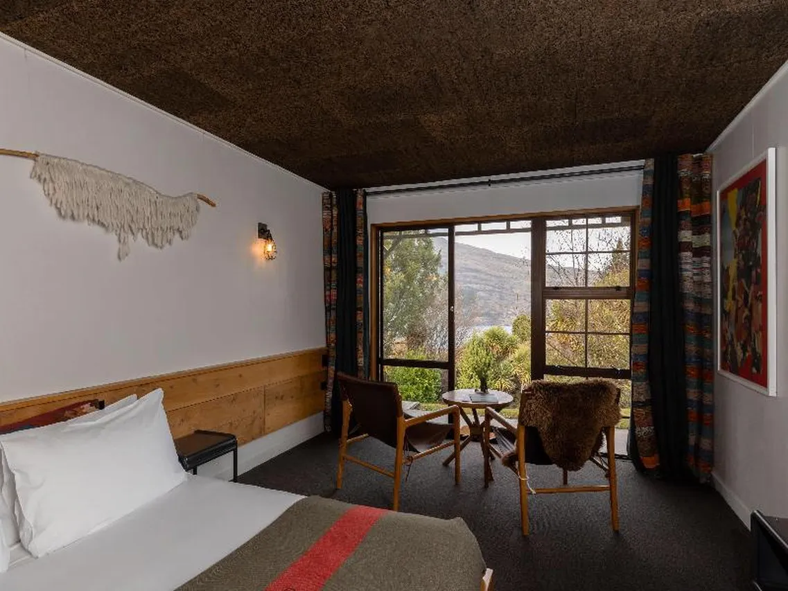 Sherwood Queenstown — rooms and atmosphere
