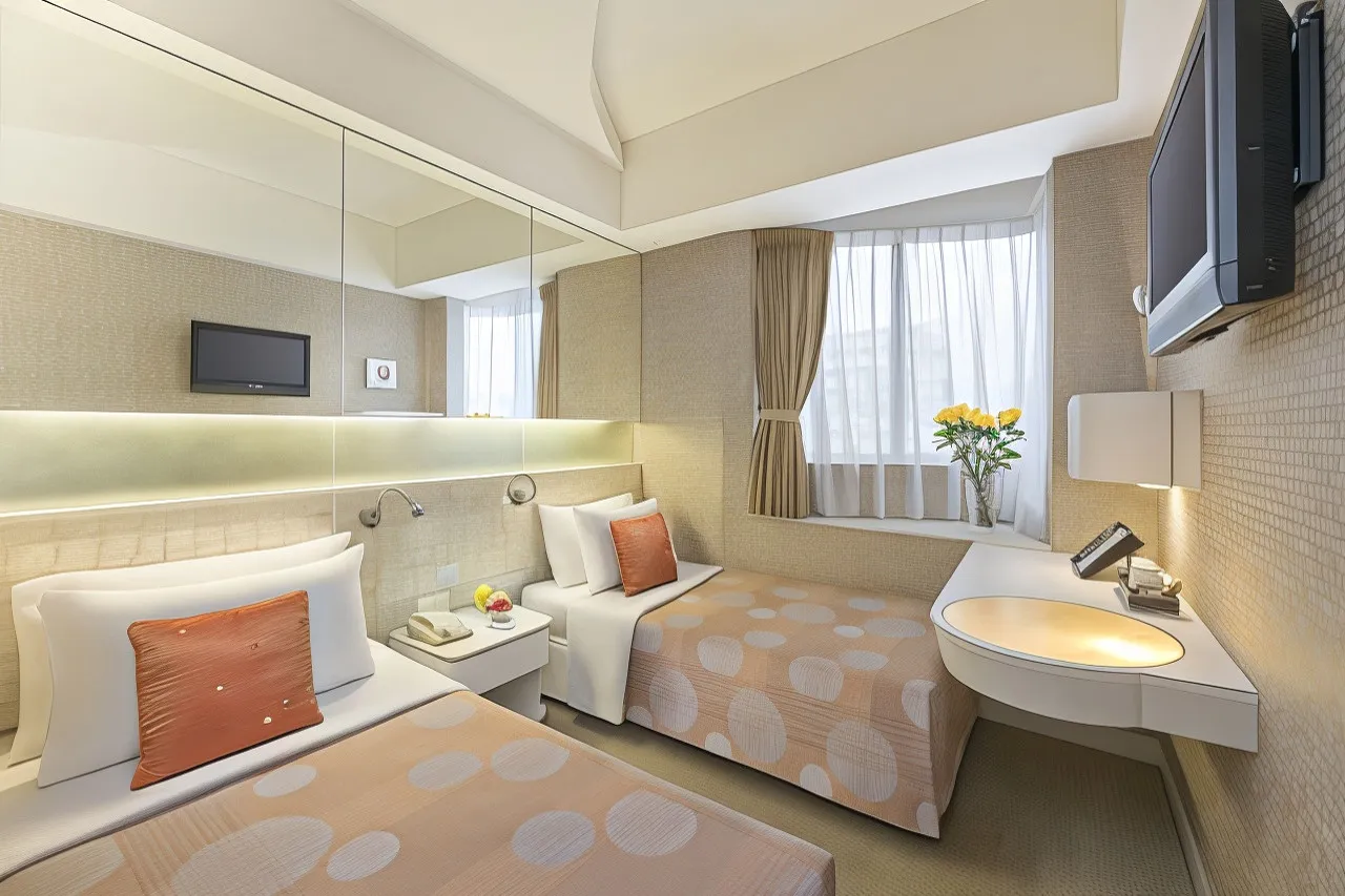 Silka Seaview Hotel — rooms and atmosphere