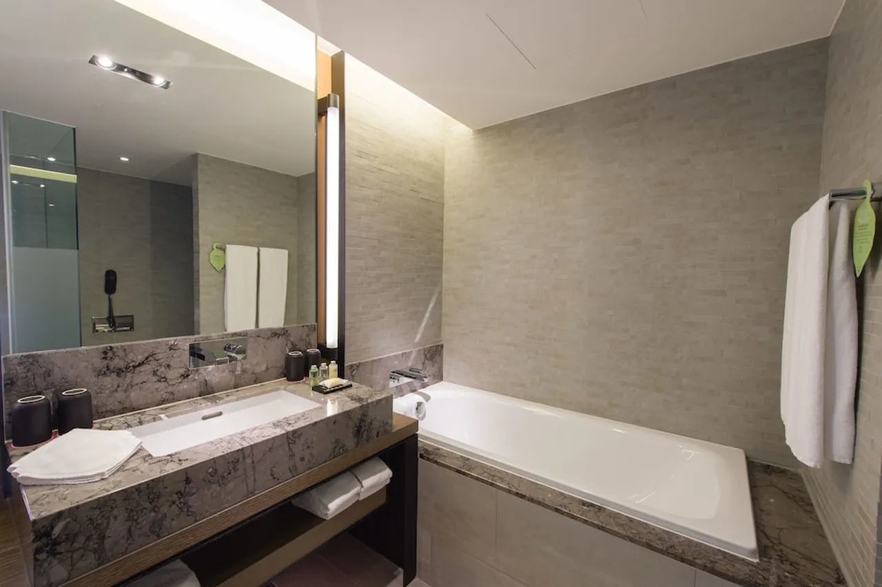 Silks Place Tainan — rooms and atmosphere