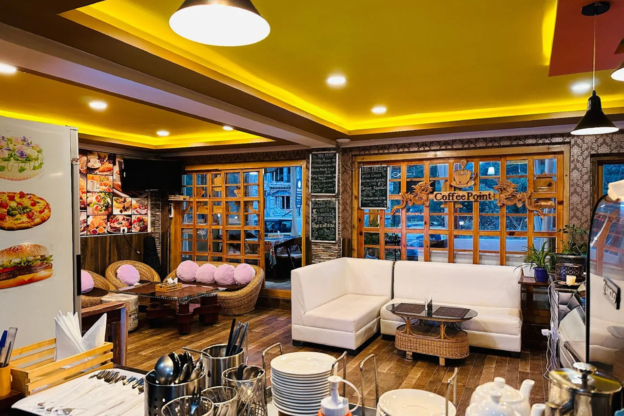 Silver Cloud Hotel — ภาพห้องพักและบรรยากาศ