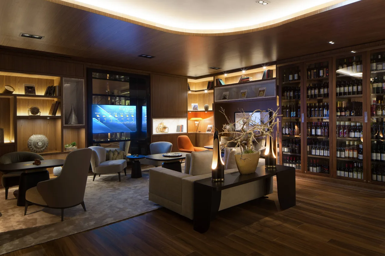 Skopje Marriott Hotel — ภาพห้องพักและบรรยากาศ