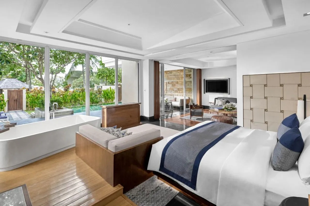 Sofitel Bali Nusa Dua Beach Resort — rooms and atmosphere