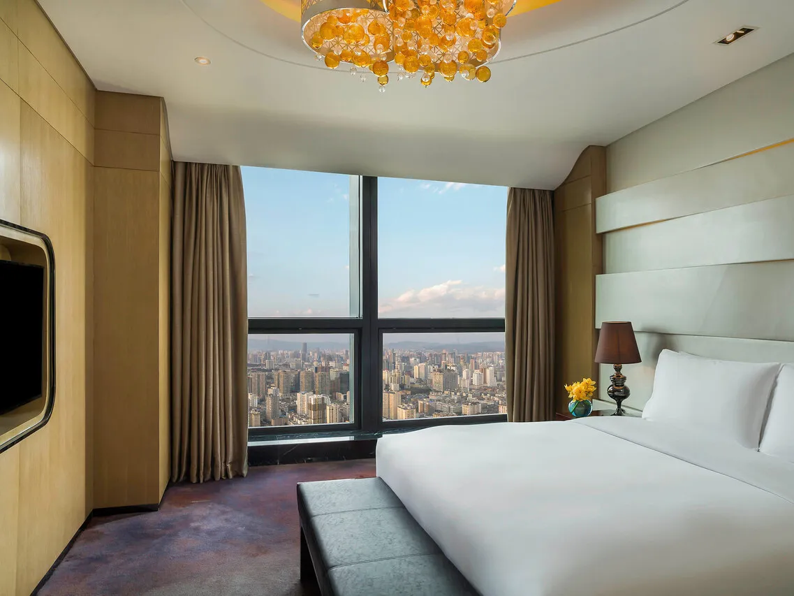 Sofitel Kunming — rooms and atmosphere