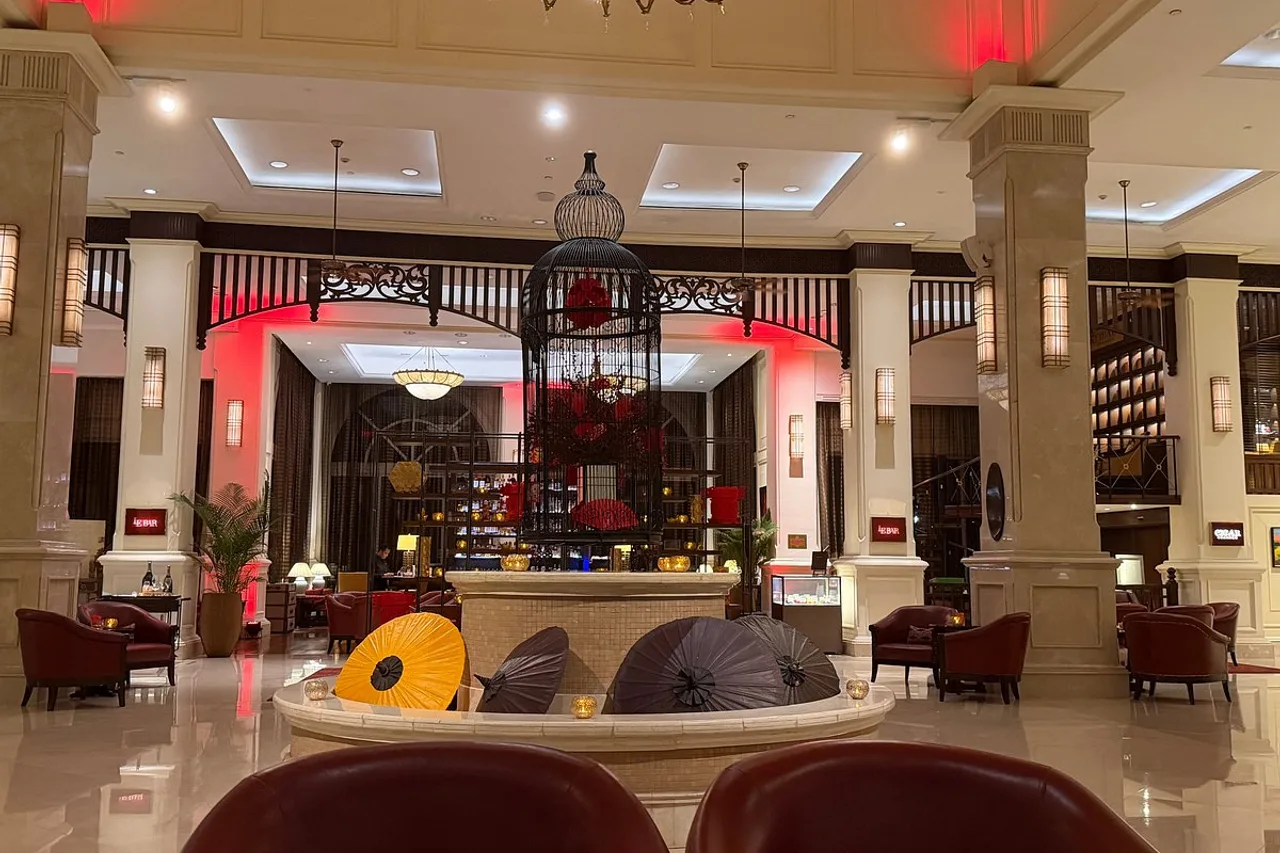 Sofitel Phnom Penh Phokeethra — ภาพห้องพักและบรรยากาศ