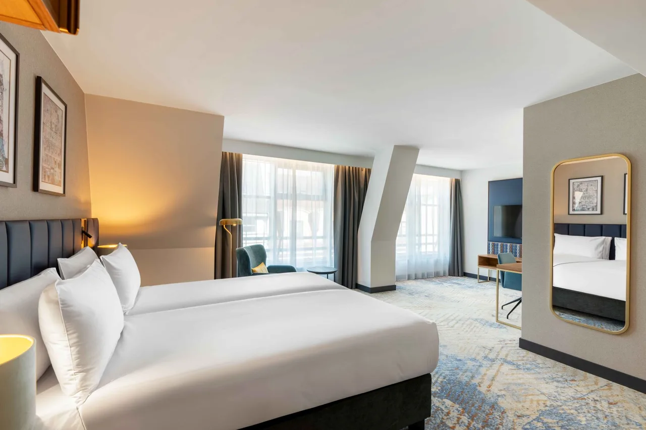 Sofitel Wroclaw Old Town — ภาพห้องพักและบรรยากาศ