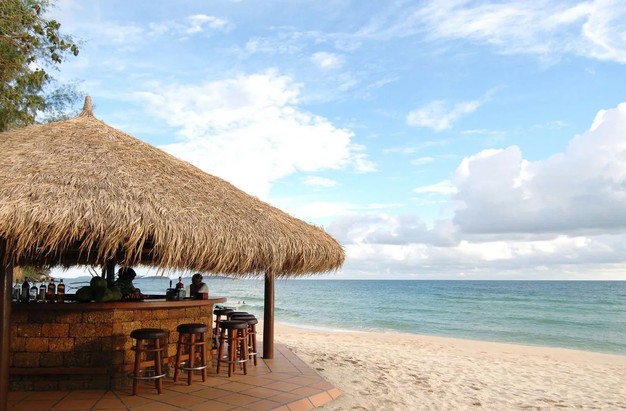 Sokha Beach Resort — rooms and atmosphere