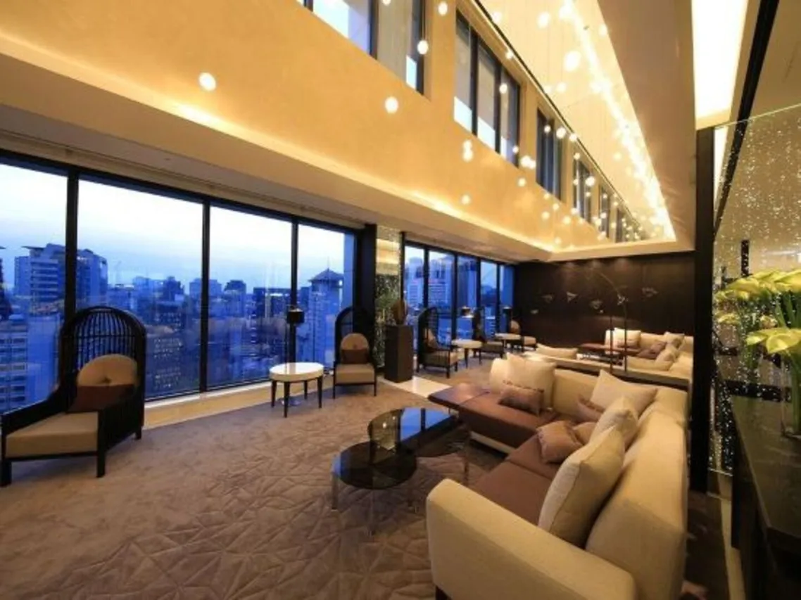 Solaria Nishitetsu Hotel Seoul Myeongdong — rooms and atmosphere
