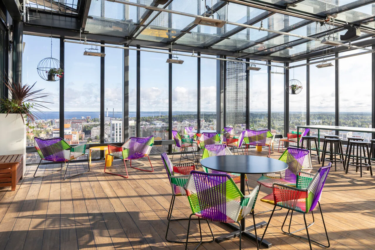 Solo Sokos Hotel Torni Tampere — ภาพห้องพักและบรรยากาศ