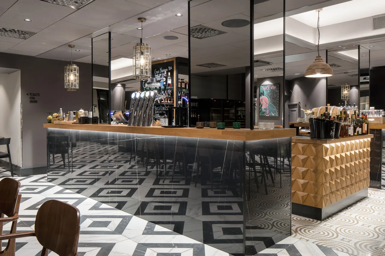 Solo Sokos Hotel Turun Seurahuone — ภาพห้องพักและบรรยากาศ
