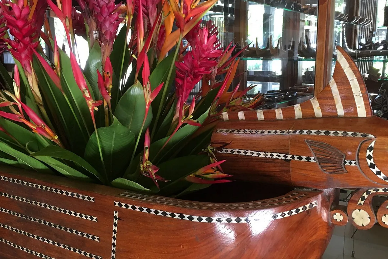 Solomon Kitano Mendana Hotel — ภาพห้องพักและบรรยากาศ