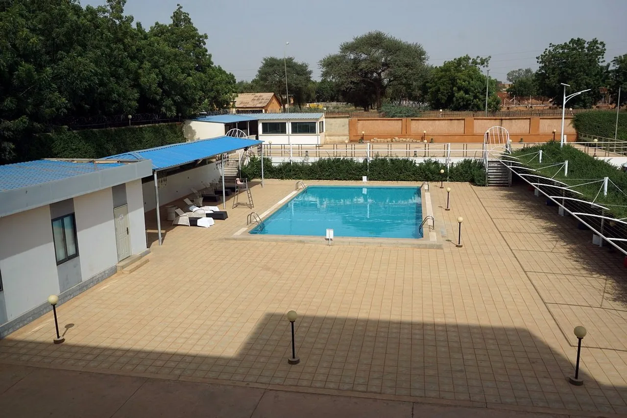 Soluxe Hotel Niamey — โรงแรมในนีอาเม