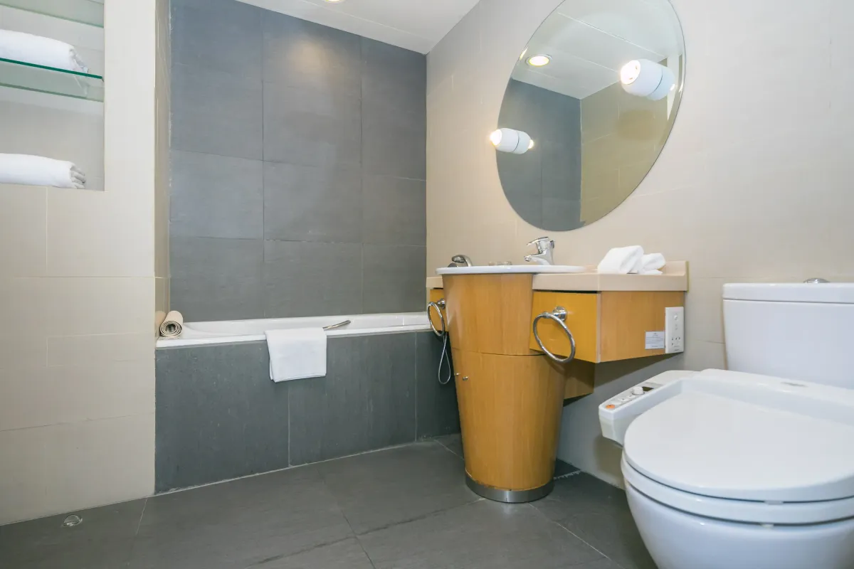 Somerset International Building Tianjin — rooms and atmosphere